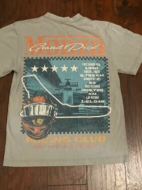 Men's Light Gray Grand Prix Racing Graphic Tee with Orange & Teal Accents